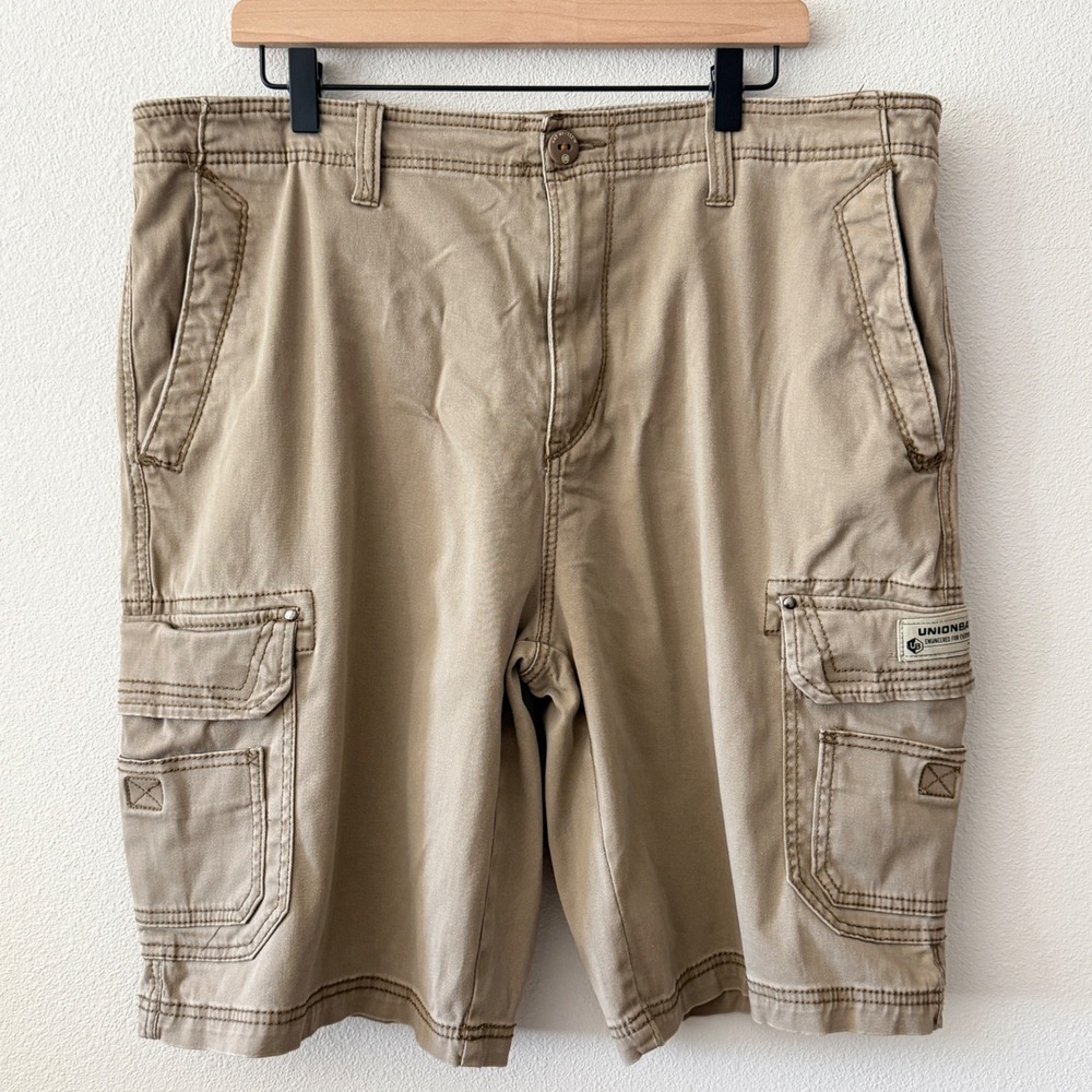 UNIONBAY Mens Cargo Shorts Size 38 Tan Khaki Multi Pocket Utility Y2K‎ Casual